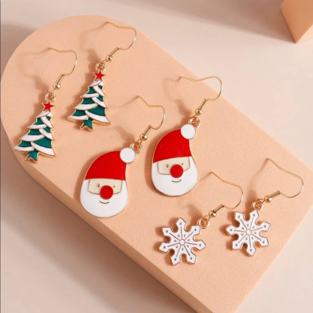 Brand new 3 pairs of earrings